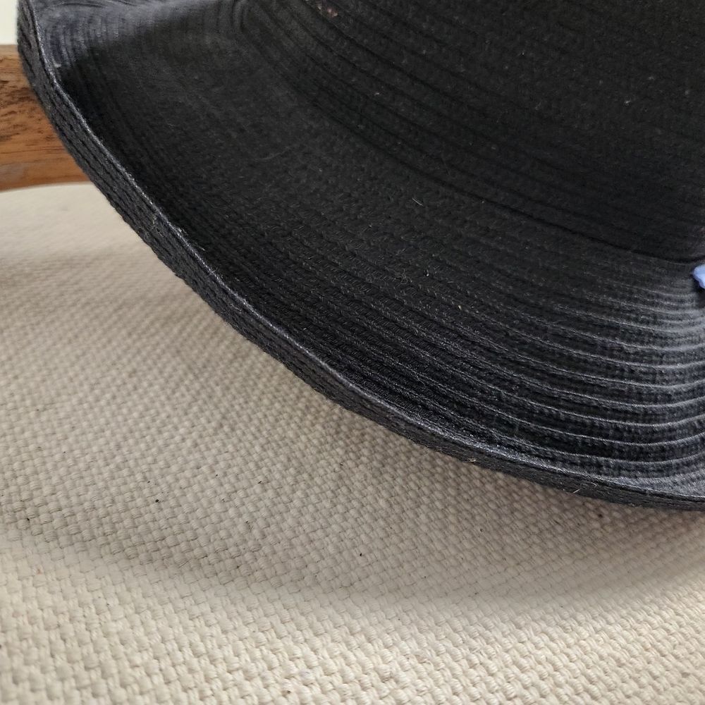 Wallaroo black sun protector hat - Picture 5 of 9